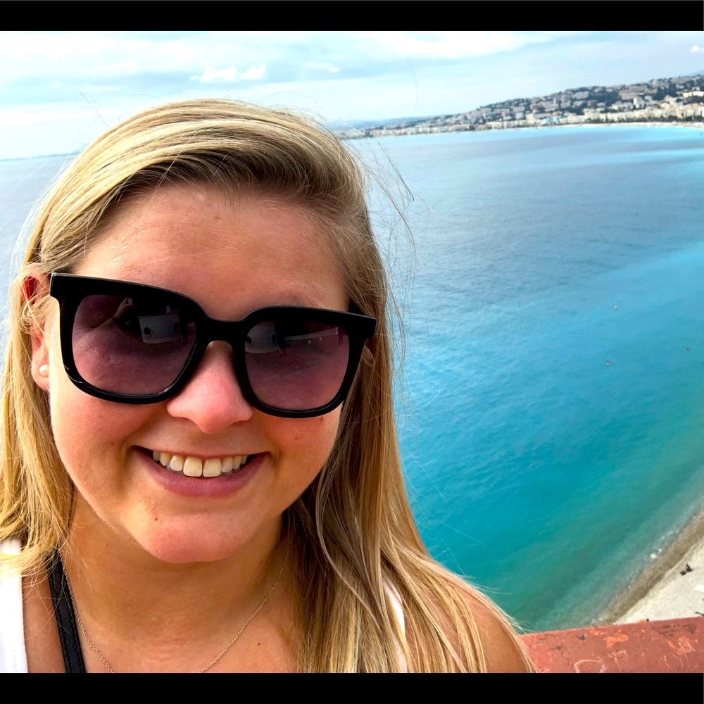 Meet your Posher, Amanda